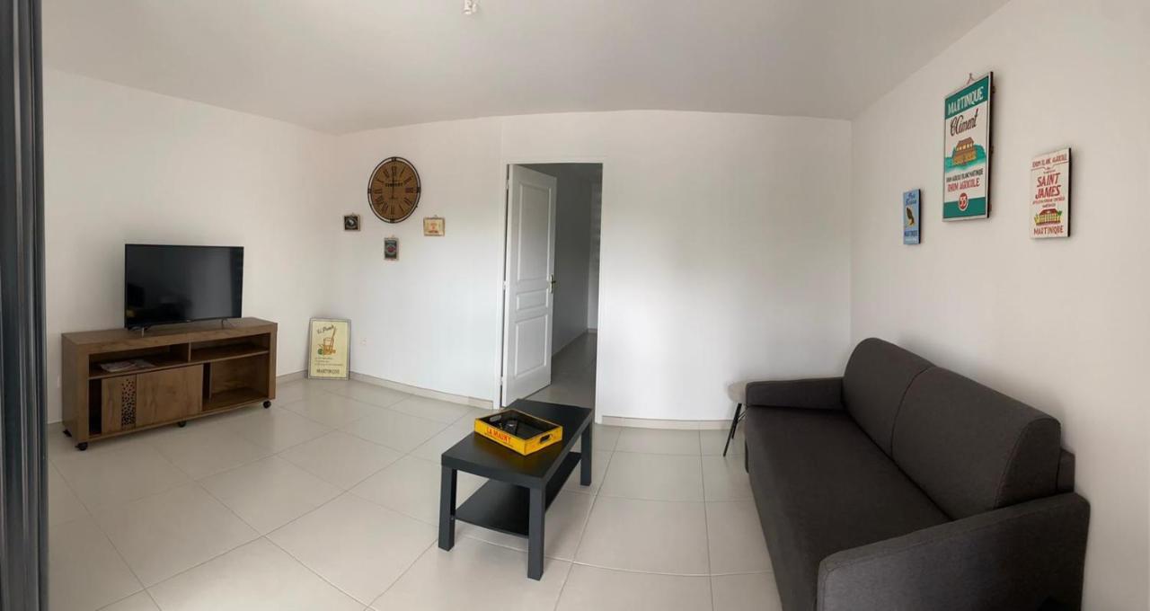 Kaz'Antillaise Ti Luca Appartement 3/4 Pers. Le Lamentin Eksteriør bilde